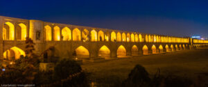 Si-o-seh Pol "Ponte dei 33 archi", Isfahan