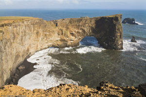 Promontorio di Dyrhólaey, poco distante dal villaggio di Vík í Mýrdal