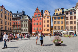 Stortorget, la "Piazza Grande", è in realtà una piccola piazza pubblica di Gamla Stan ed è la piazza più antica del nucleo storico di Stoccolma