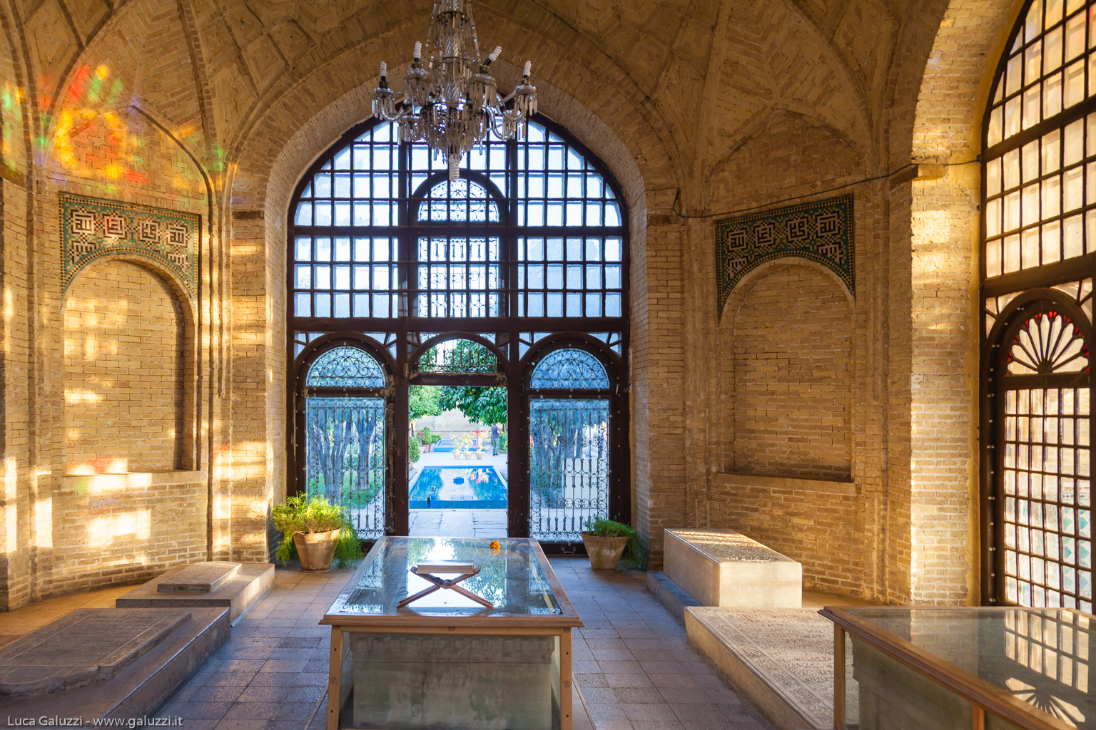 Tomba di Hafez, Shiraz