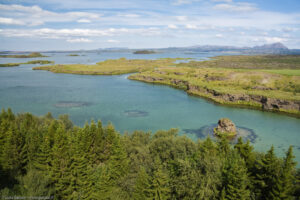 Il Mývatn nei pressi della località Reykjahlíð è il quarto lago naturale in ordine di grandezza dell´Islanda