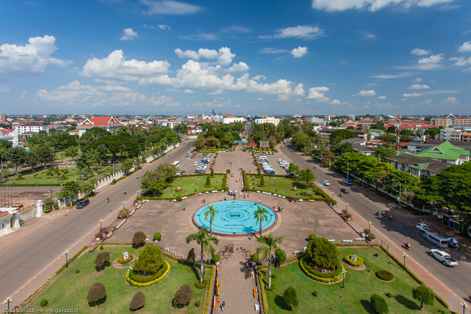Patuxay Monument, Vientiane, Laos