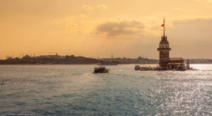 Kiz kulesi karsisi (Torre di Leandro), Istanbul
