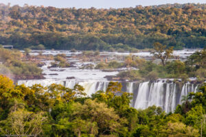 Cataratas del Iguazù viste dalla terrazza dello Sheraton Hotel