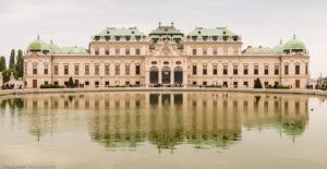 La costruzione del Belvedere Superiore iniziò nel 1717