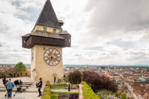 Uhrturm, la Torre dell'orologio, situata sulla collina dello Schlossberg