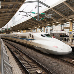 Shinkansen è la rete ferroviaria ad alta velocità sulla quale viaggiano i “Treni proiettile”