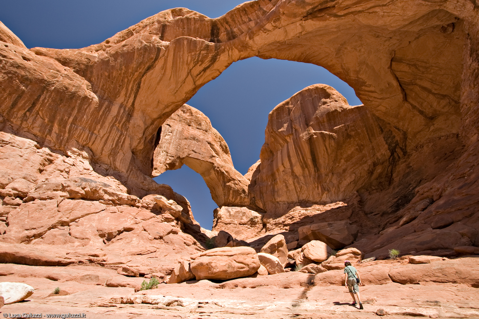 Double Arch, formazione costituita da due archi ravvicinati nell'Arches National Park in Utah