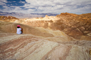 Manly Beacon e Red Cathedral visti da Zabriskie Point, Death Valley National Park, California