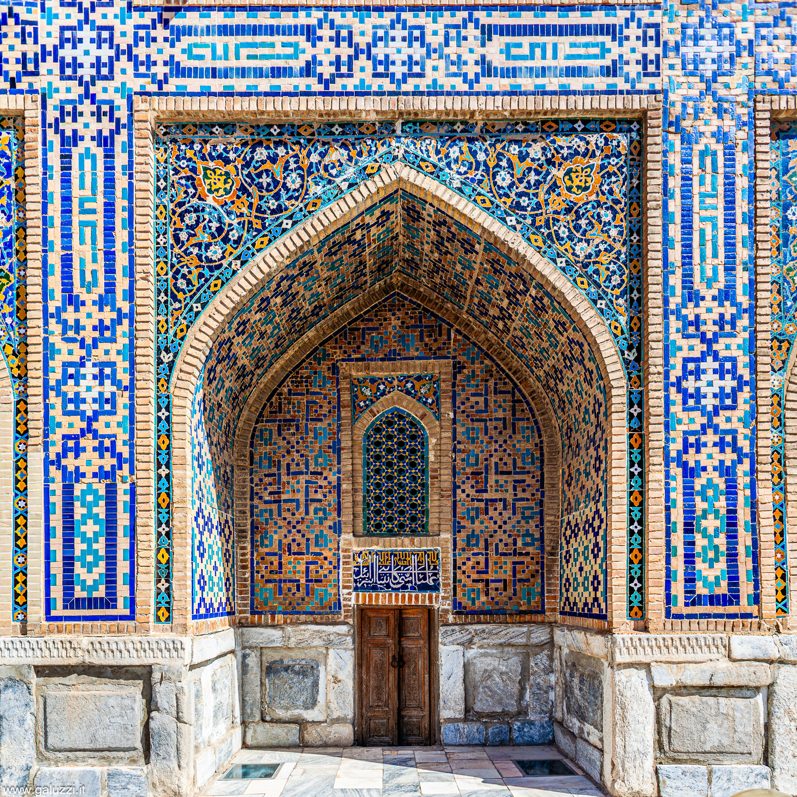 Madrasa Tilya Kori, Registan, Samarcanda