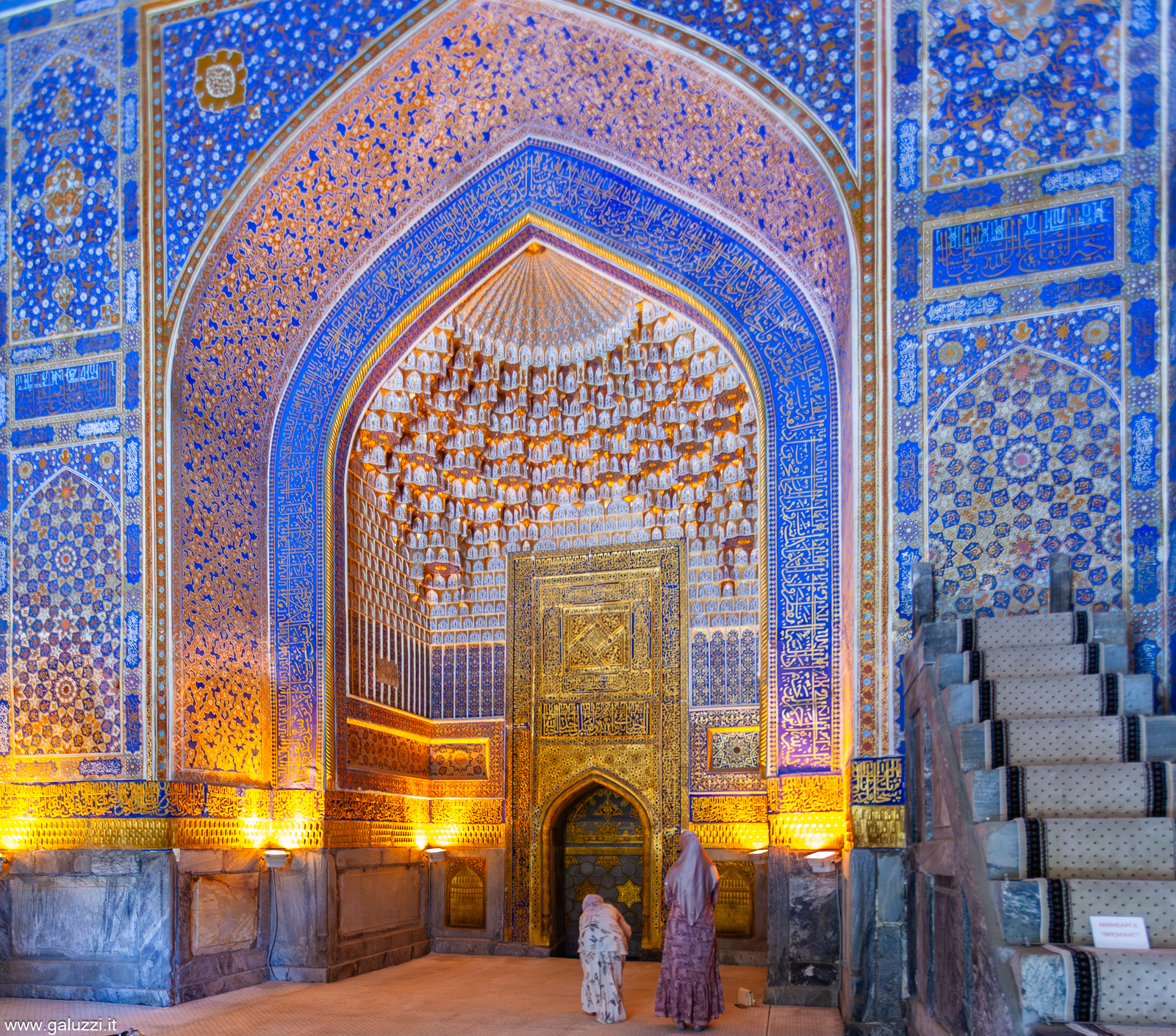 Madrasa Tilya Kori, Registan, Samarcanda