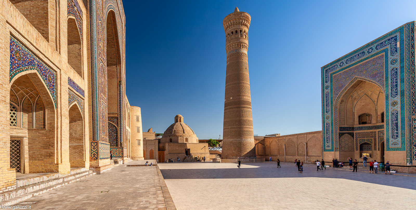 Po-i-Kalyan, Bukhara